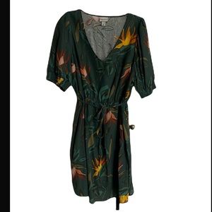 Ava & Viv green dress with flowers, size 0x , linen material